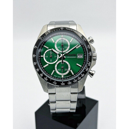 Custom Seiko Mod • Green Mecha-Quartz • 39.5mm